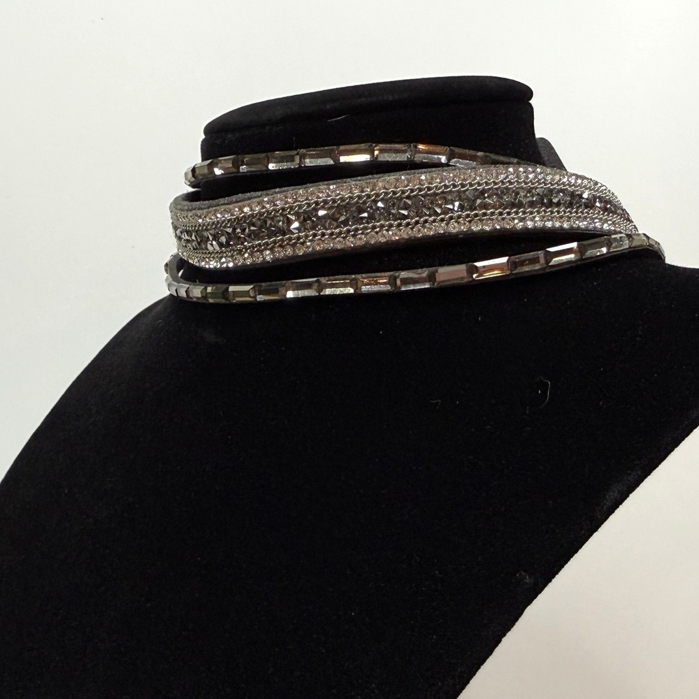 Rhinestone Statement Choker Necklace Silver Vegan Suede Gray Wrap Jewelry 16.5in - Picture 3 of 6